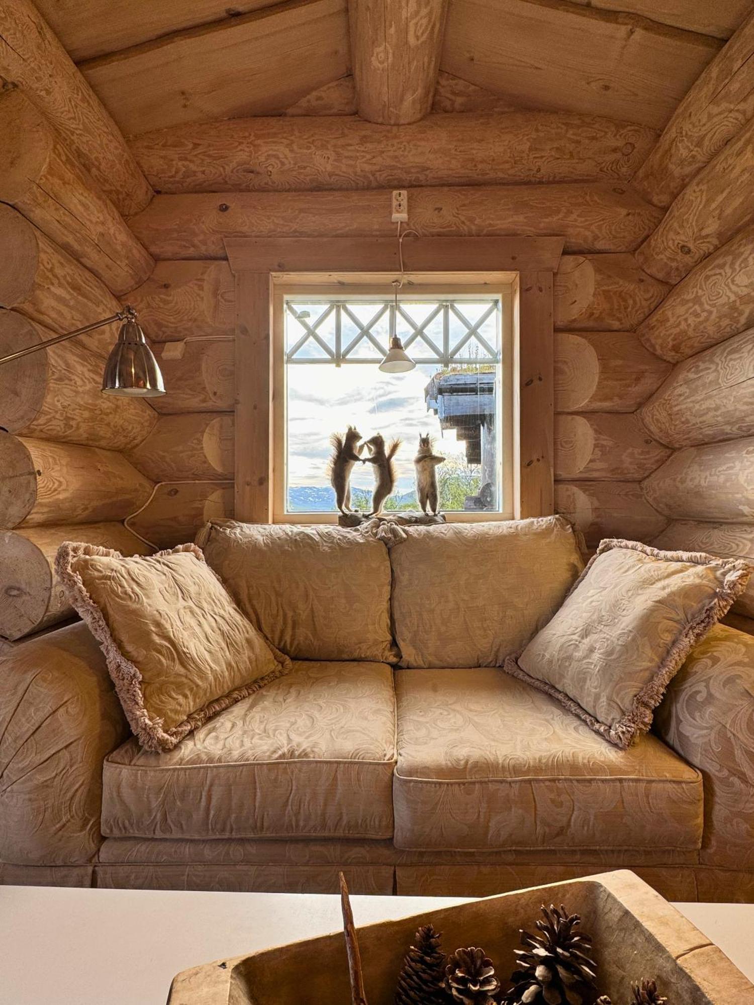 Unique Arctic Timber Cabin Skaidi Eksteriør billede
