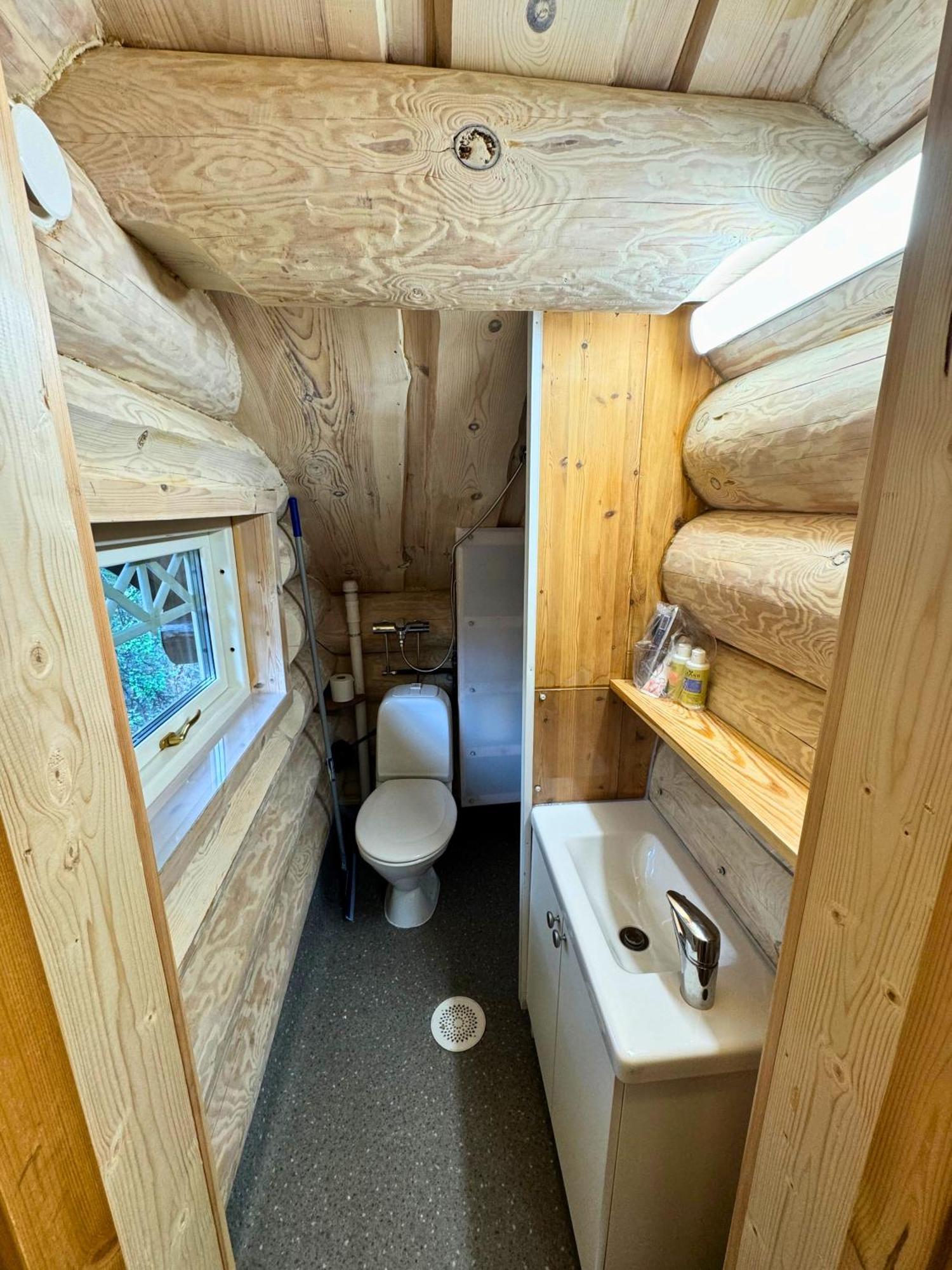 Unique Arctic Timber Cabin Skaidi Eksteriør billede
